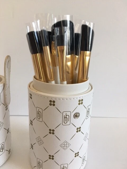 NUEVO BH Cosmetics Collection Juego de 14 brochas de maquillaje crema/dorado estuche de viaje grande Foto 2 de 2