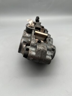 Kawasaki ZX9R brake caliper front left brake caliper brake caliper