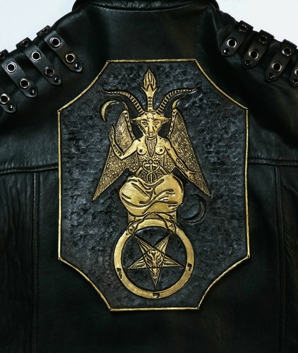 BAPHOMET CAPRA (COLORE ORO) TOPPA POSTERIORE IN VERA PELLE - Foto 2 di 5