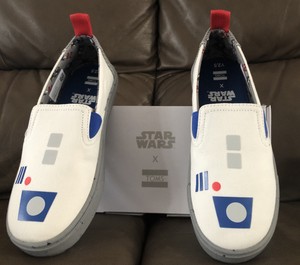 tom star wars shoes