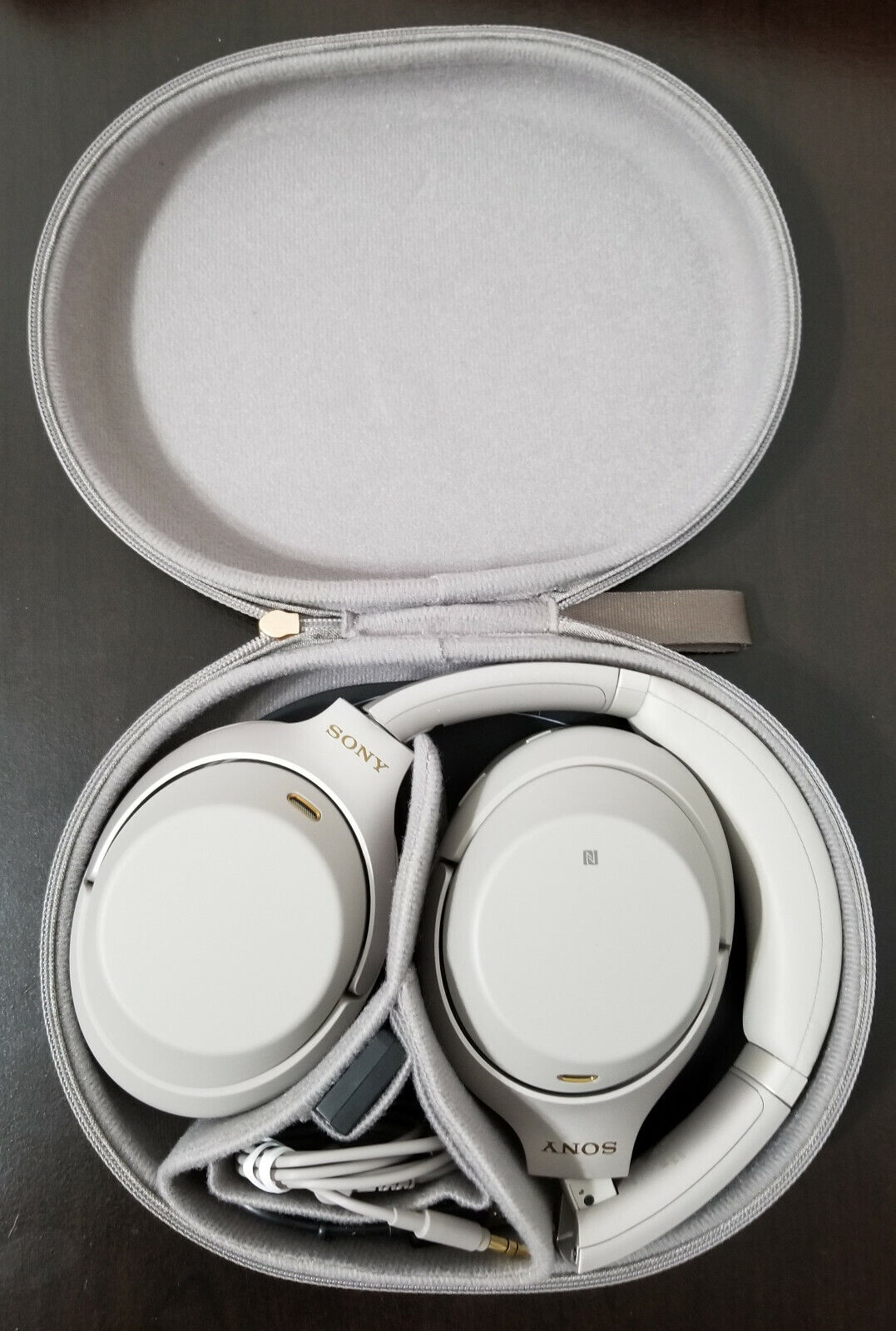 Sony WHXM3/S Over Ear Headphones Noise Cancelling WHXM3  Silver****