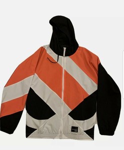 eqt 18 windbreaker