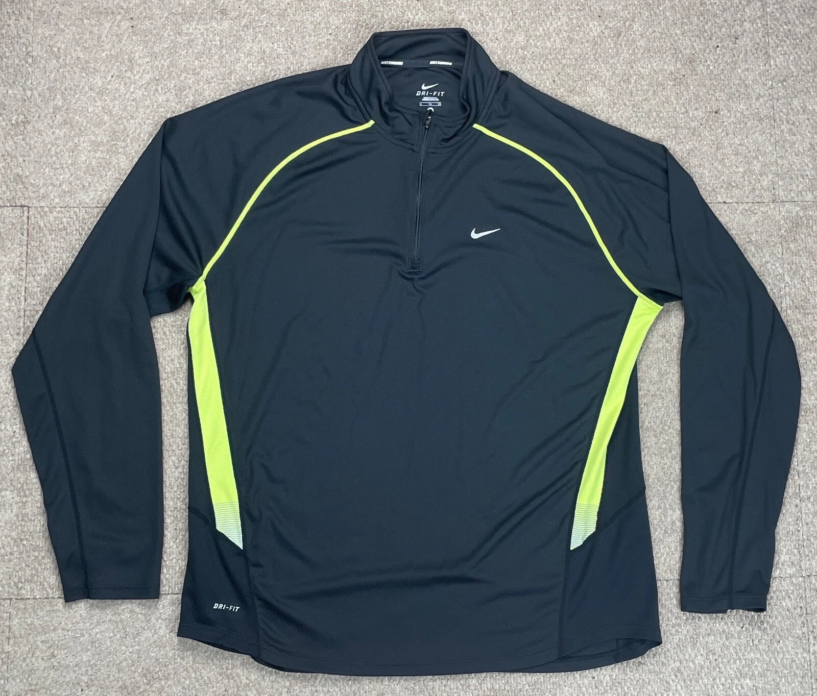 Nike Running Dri-Fit Men's Long Sleeve Pullover Size XL