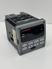 HONEYWELL DC2500-CE-0A00-200-20000-00-0 UNIVERSAL DIGITAL CONTROLLER UDC2500