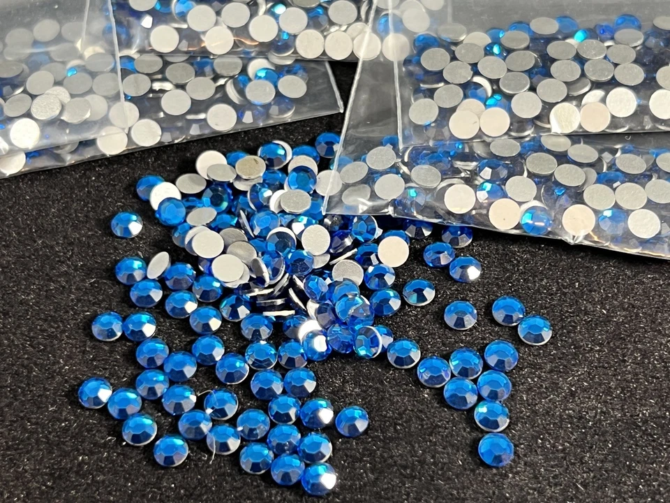 Lámina de plata superior Swarovski Capri azul 16SS Art2000, 1/3 bruta (48 piezas) Foto 2 de 4