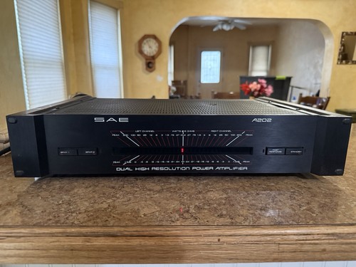SAE A202 Dual High Resolution Power Amplifier A202 Model Home Audio Amplifier