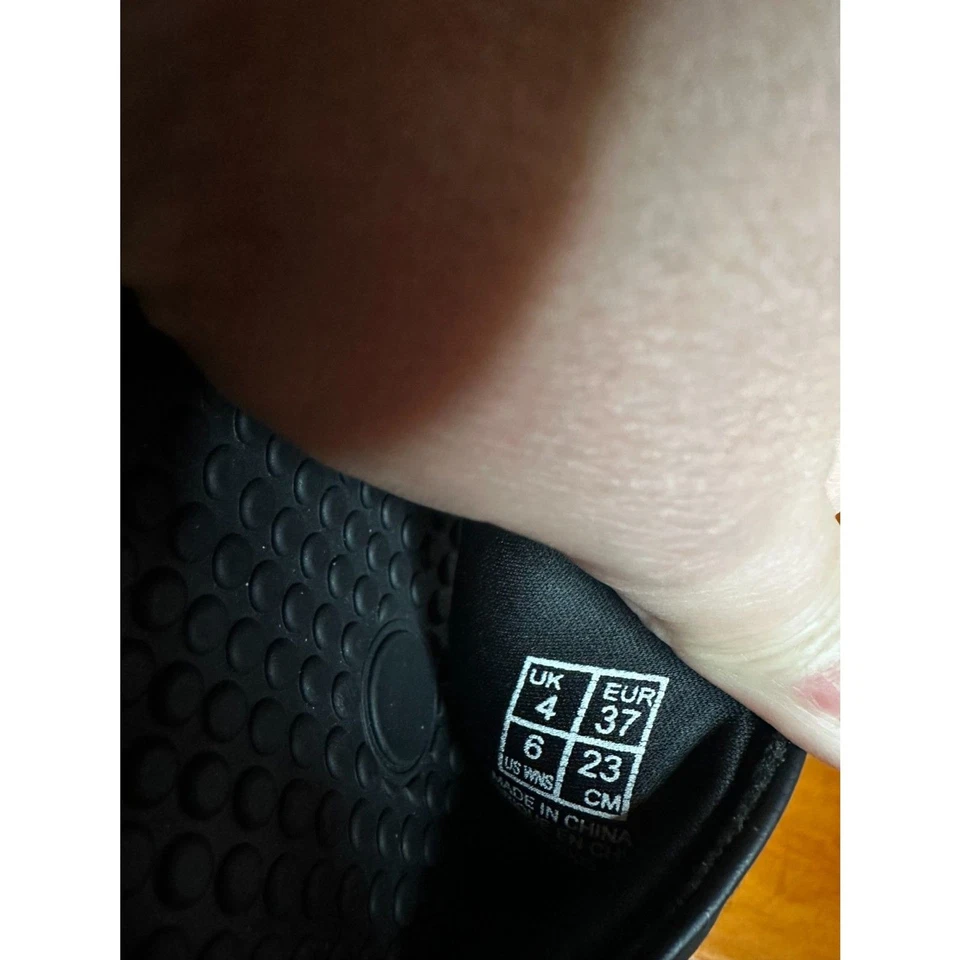 Sandalias Puma Para Mujer Talla 6 Negro Rosa Logo Cómodas Informales Sin Cordones Foto 3 de 3