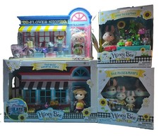 Honey Bee Acres Lot- The Buzz General Store Flower Shop Garden  Figures 135 Pcs