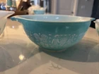 New ListingVintage Pyrex Amish Butterprint Cinderella Mixing Bowl 4 Set Turquoise #441-444