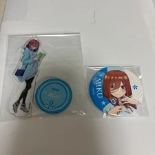 Miku Nakano acrylic stand Fuji-Q Highland can badge set with hit