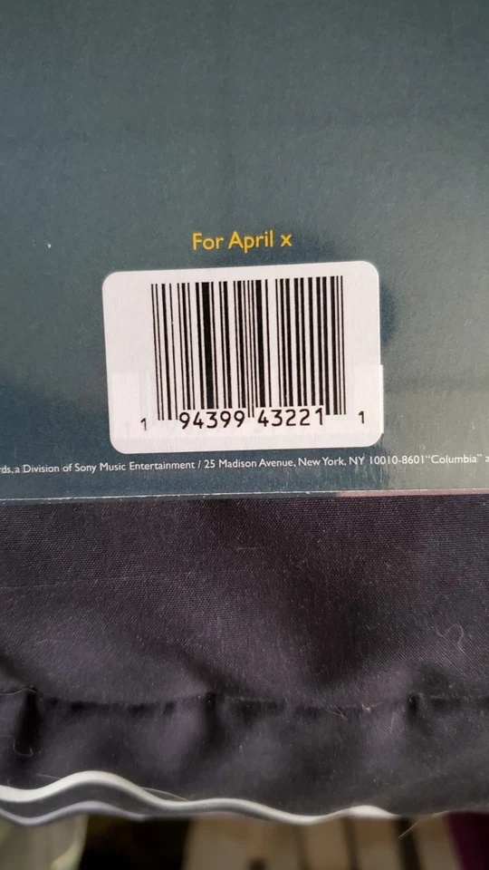 ADELE 30 clear vinyl 180 gram double lp sealed - Image 4 of 4