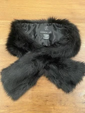 Unreal Fur Faux Fur Pull Through Scarf Stole Rachel Zoe Box of Style Black - New