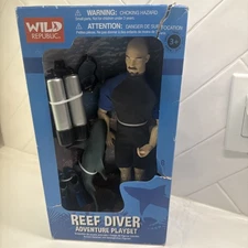 Wild Republic Reef Diver Adventure Playset Action Figure + Accessories & Dolphin