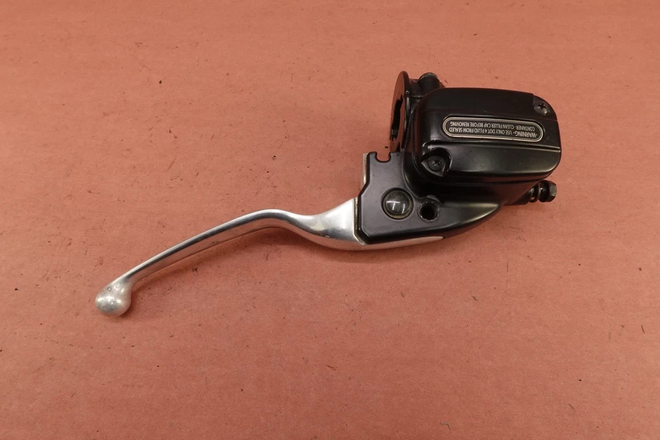 2007-2011 Harley Davidson FLHX Street Glide Front Brake Master Cylinder Assembly - Image 3 of 4