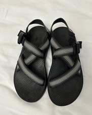CHACO MES SANDALS SIZE 8