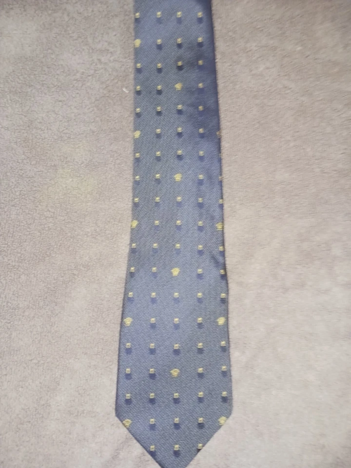DE COLECCIÓN GIANNI VERSACE ~ CORBATA DE SEDA PARA HOMBRE ~ CHCKBLW4FREETI-ORO GRIS ~ CABEZA DE MEDUSA ~ 58" Foto 3 de 3