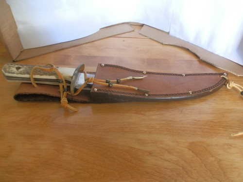 VINTAGE HANDMADE BOWIE KNIFE STAG HANDLE W/ LEATHER SHEATH,ARMY TX EX CONDITION