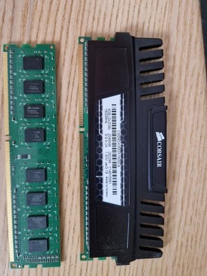4GB Corsair Vengeance CMZ8GX3M2A1600C9 2x 2 GB DDR3 1600 MHz Arbeitsspeicher RAM