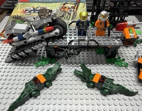 LEGO Agents: Swamp Raid (8632) W/Manual And Minifigs Retired 2008