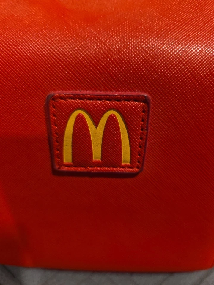 Bolso Bandolera y Llavero McDonald's Happy Meal Box Exclusivo Boxlunch Foto 4 de 4