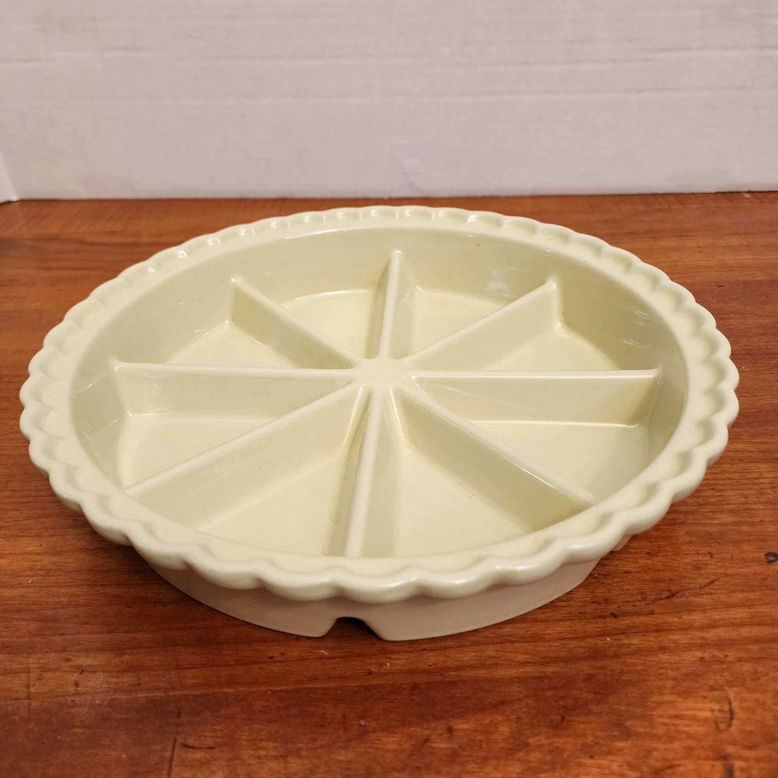 World Market 10.5" Ivory Divided Sectioned Pie Plate Scone Dish Ruffle Edge- EUC