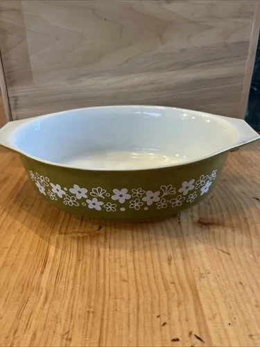 Vintage Pyrex Spring Blossom Green 2.5Qt Casserole Dish No Lid