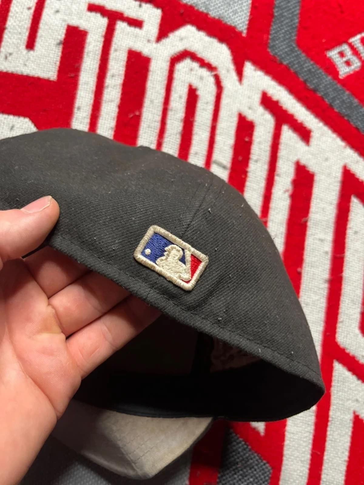 New Era Pittsburgh Pirates Black Embroidered Cap image 5