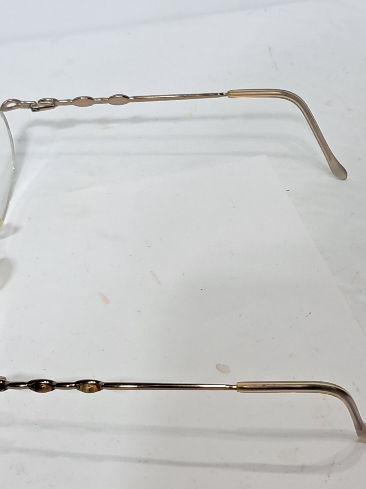 Two Pairs Of Half Rimless Eyeglasses With One Case (f)