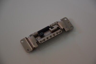 APPLE iMac 21.5  (A1418) ++ Scharnier für Standfuss/Hinge for Stand ++ 806-3539