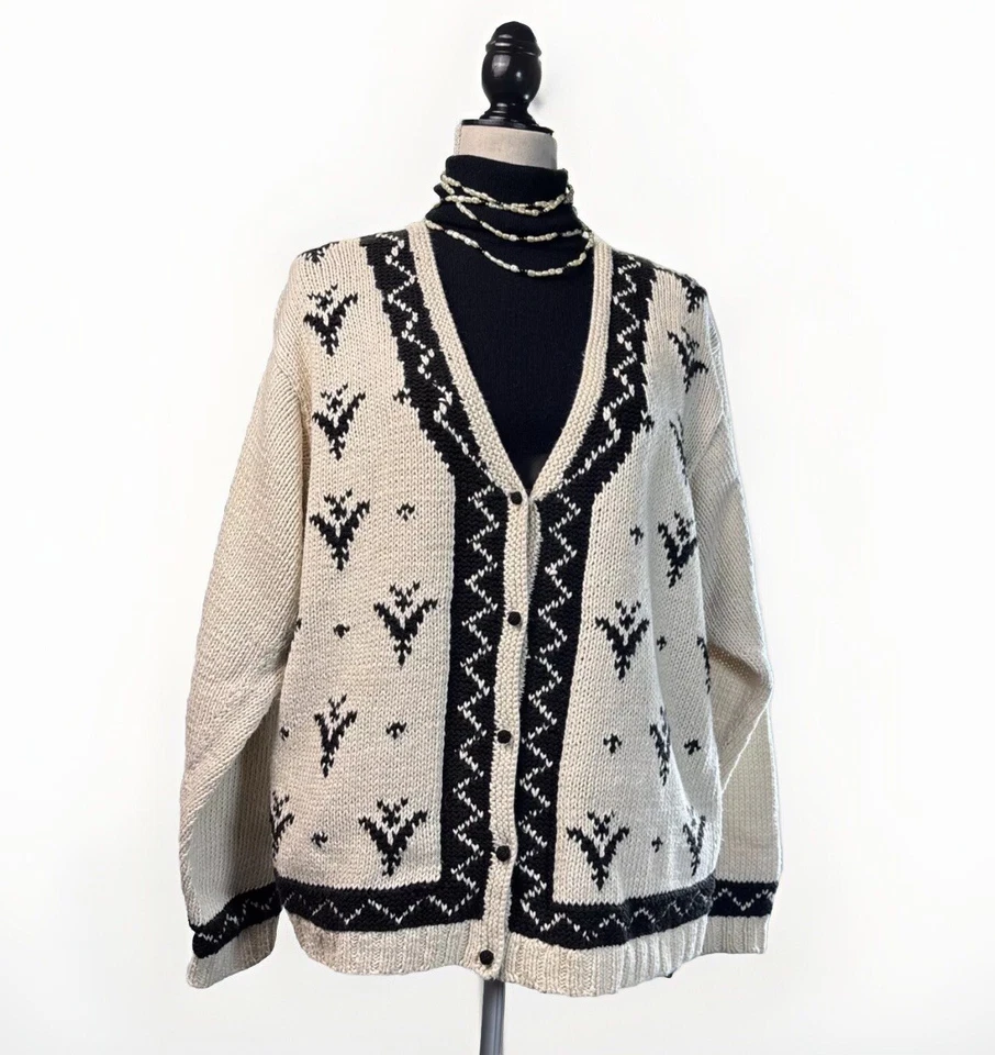Suéter Nórdico Vintage Años 90 L Cárdigan Ramie Algodón Crema Negro Nudo Botones Foto 2 de 4