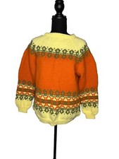 Vintage 70s Nordic Fair Isle Ski Sweater Jumper Colorful cable knit accents