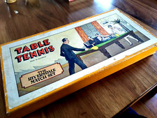 THE RIVERSDALE MATCH SET TOY VINTAGE TABLE TENNIS GAME