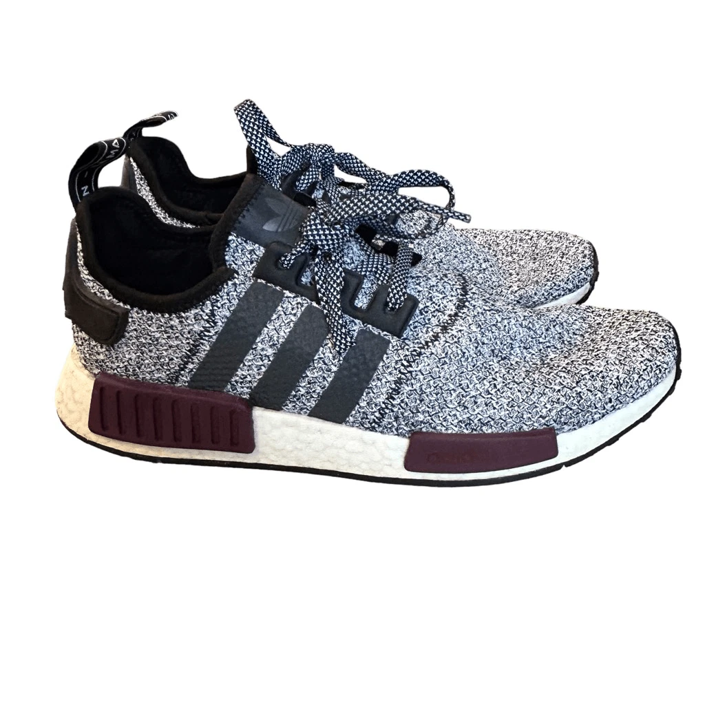 Adidas nmd hotsell r1 mens champs