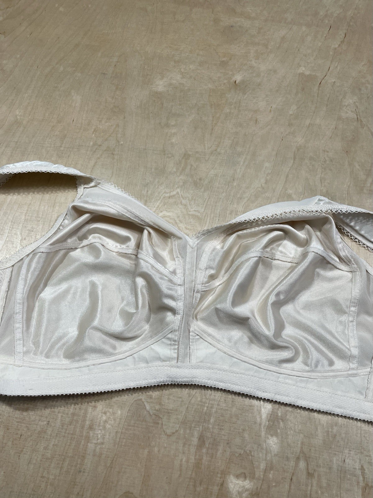 Underscore Bra 40DD/E Satin Wireless Unlined Full… - image 7