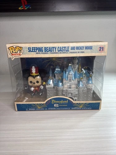 Funko Pop! Town Sleeping Beauty Castle & Mickey Mouse Figure #21 Disneyland 65th