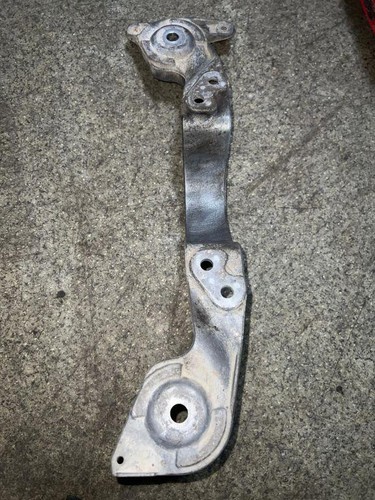 BMW 3 E46 Getriebehalterung hinten 1095990 1.95 Diesel 100kw 1998 33962757