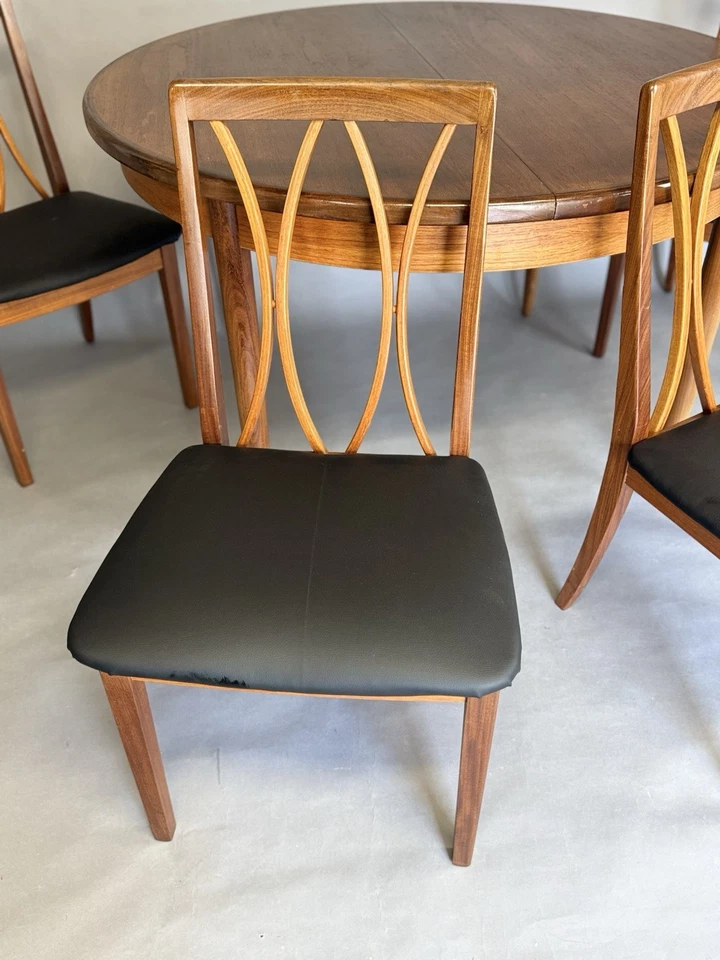 G plan Circular Extending Dining Table & 4 G plan Chairs Mid Century - Image 4 of 4
