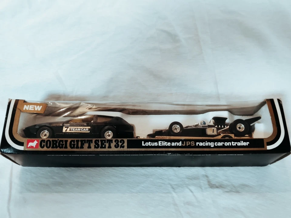Lotus Elite Corgi Gift Set 32 & JPS Racing Car On Trailer - Photo 3/4