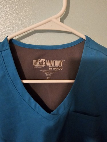 Grey's Anatomy Brand Turquoise Scrub Top - sz XS - Picture 2 of 3