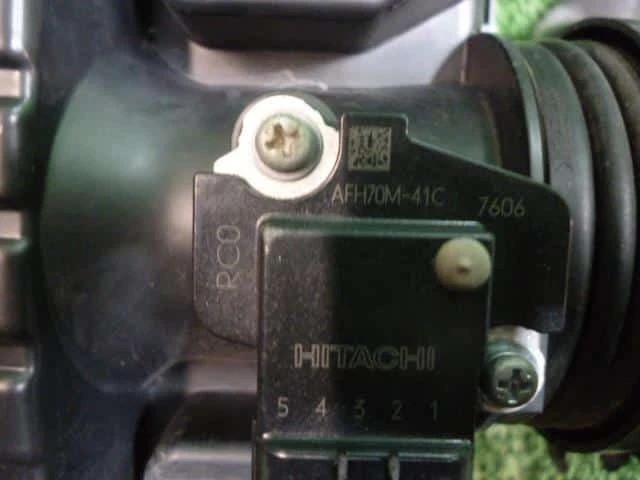 HONDA Fit 2017 DAA-GP6 Air Cleaner Assembly 172015P6008 [Used] [PA109739782] - Image 3 of 4