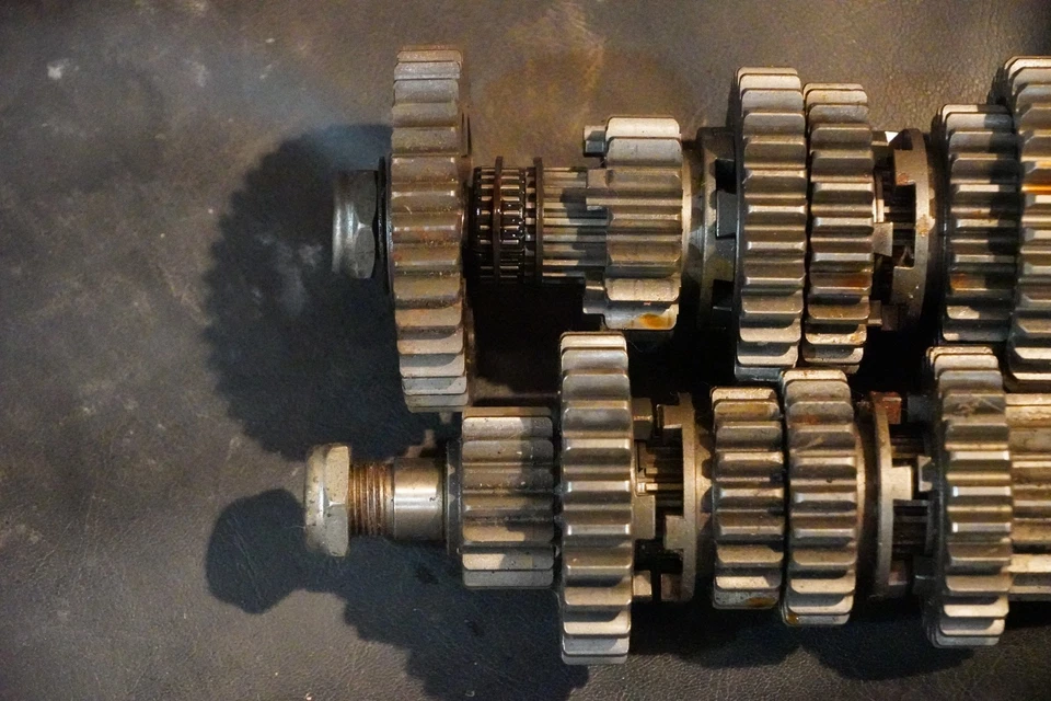 Juego de engranajes OEM 87-06 Harley transmisión de 5 velocidades Roadking Softail Dyna FXD Foto 2 de 4