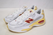 New Balance Boston College AC Runner Fresh Foam Sneakers White MACR18RJ 9.5