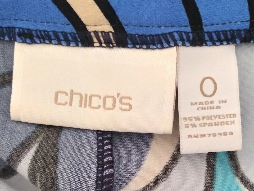 Vestido Chico's 0 Jersey Elástico Tejido Artístico Geo Estampado Bonito Escote Cuentas S Foto 4 de 4