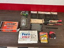 LOT OF VINTAGE TRW MOROSO MANLEY CHEVY PERFORMANCE CAR PARTS 625