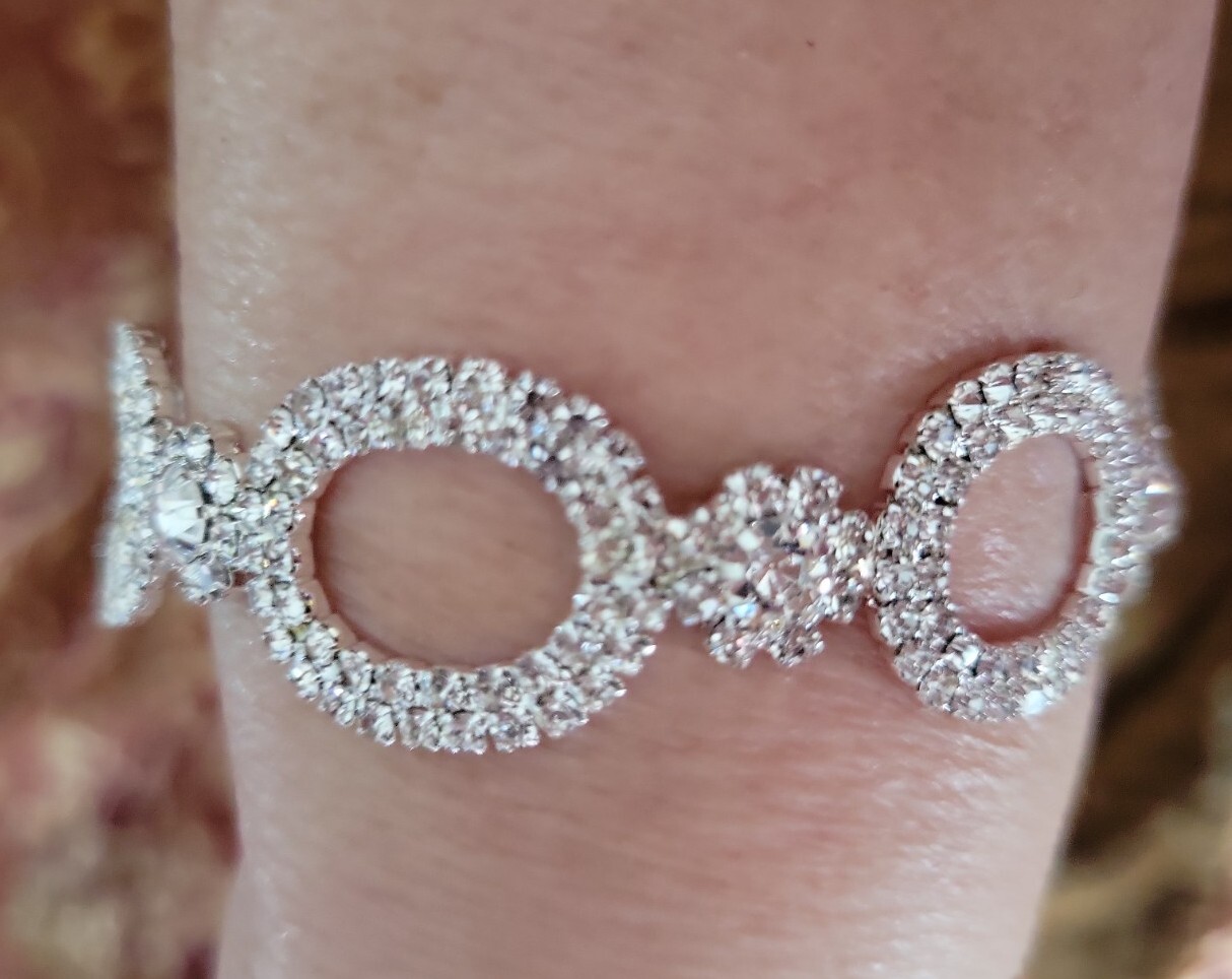 STUNNING RHINESTONE Bangle Cuff Bracelet - image 6