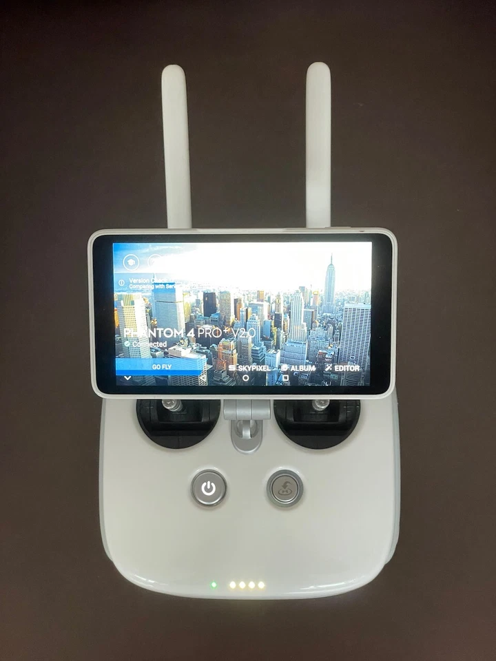 Original DJI GL300K Controller Transmitter mit Screen für Phantom 4 Pro+ V2.0 - Bild 3 von 4