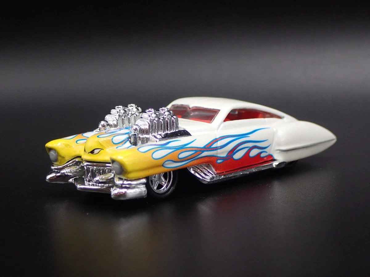 1940 S CADILLAC CADDY CUSTOM CAR EVIL TWIN 1 64 SCALE DIORAMA