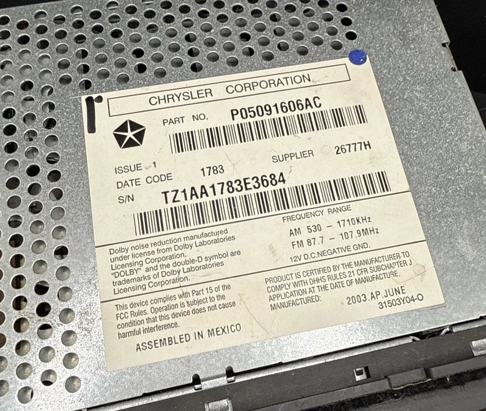 Jeep Dodge Chrysler 2003-2007 radio estéreo AM FM casete CD P05091606AC OEM Foto 2 de 3
