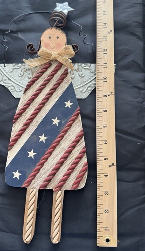 Primitive Angel Red White & Blue Wall Or Door Hanging Wood & Metal Farmhouse - Picture 3 of 4