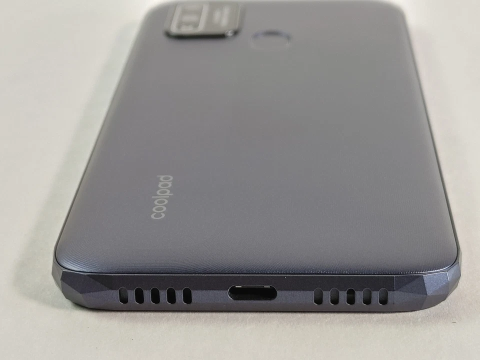 Coolpad Suva CP3669AS 32 GB Android 10 Boost Mobile Only ( Wi-Fi + 4G ) - Image 4 of 4